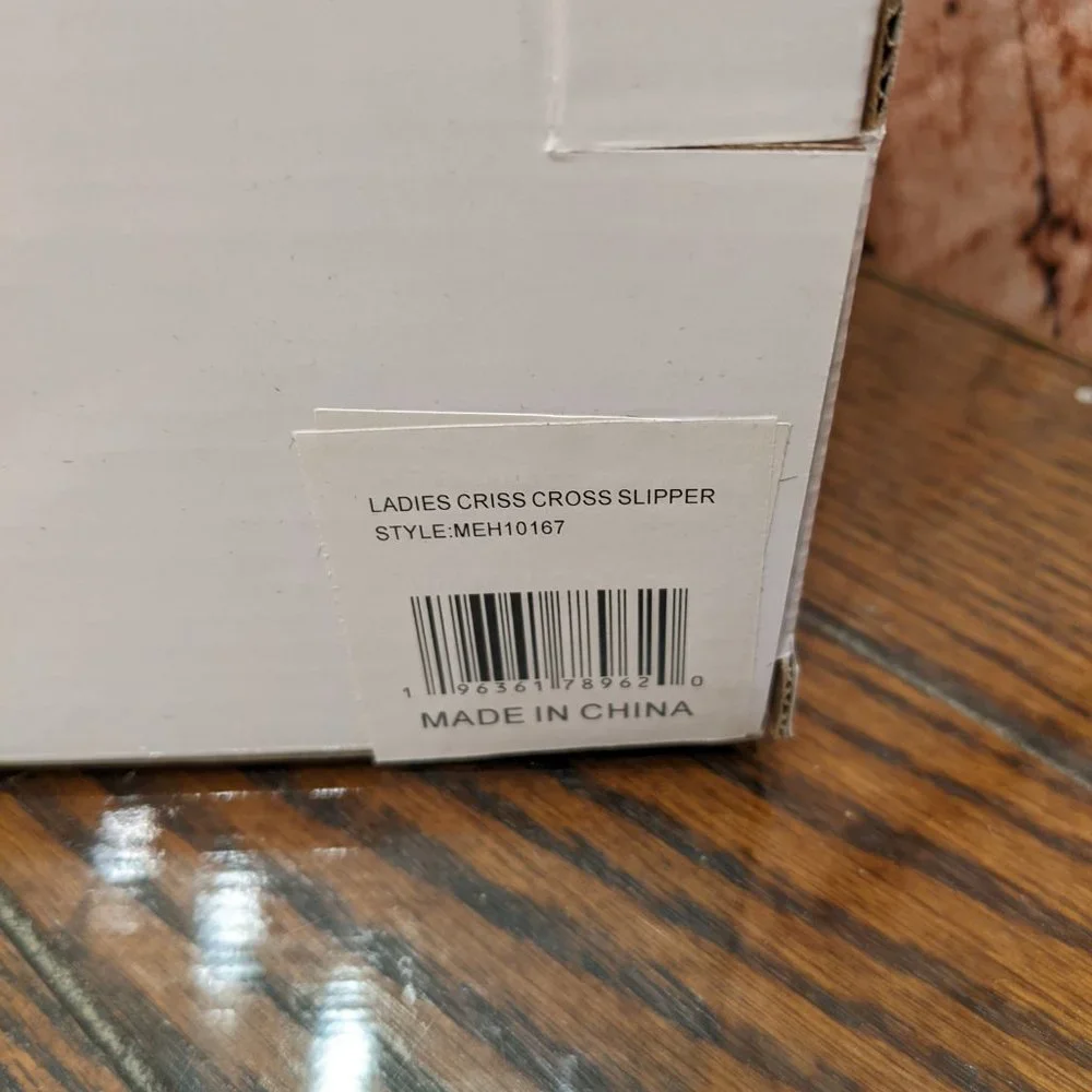 Steve Madden Criss Cross Slippers BLACK Size Large 9-10 NEW in BOX - Picture 8 of 11